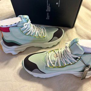 NEW IN BOX Sorel Kinetic Breakthru Venture Mid WP SEA SPRITE/NEW CINDER 8.5